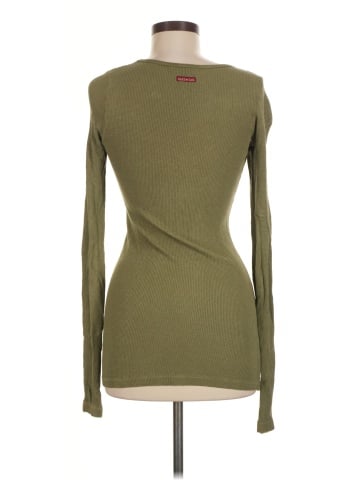 Hard Tail Long Sleeve Top (view 2)