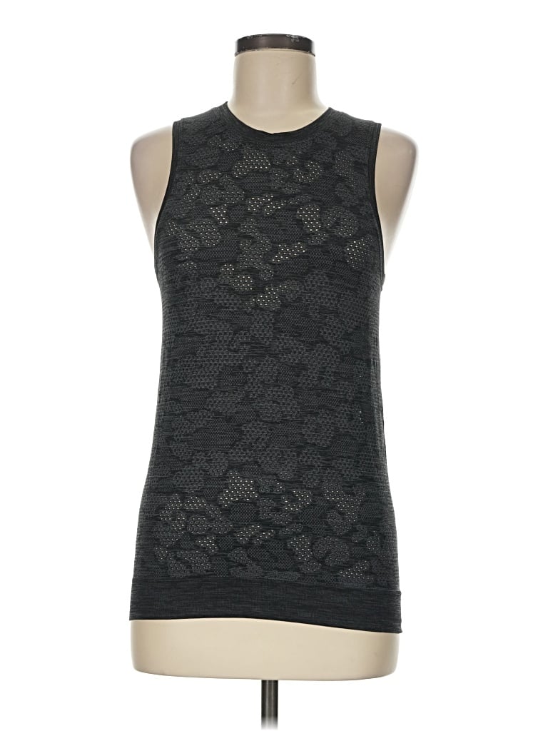 Pre-owned Lululemon Athletica Sleeveless T-shirt In Black