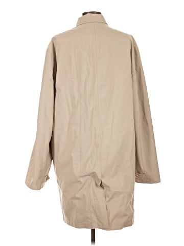Banana Republic Trenchcoat (view 2)
