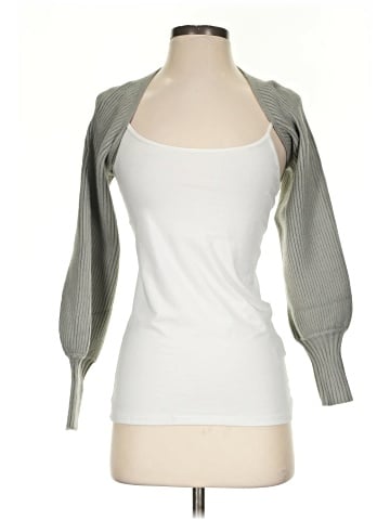 Mable Shrug (view 1)