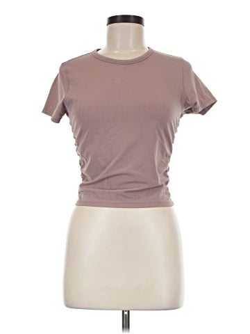 Lululemon Athletica Short Sleeve T-Shirt (view 1)