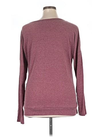 Yincro Pullover Sweater (view 2)