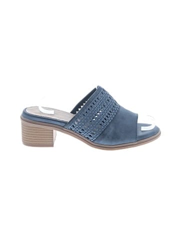 Cliffs by White Mountain Sandals (view 1)