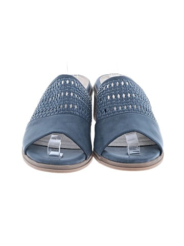 Cliffs by White Mountain Sandals (view 2)