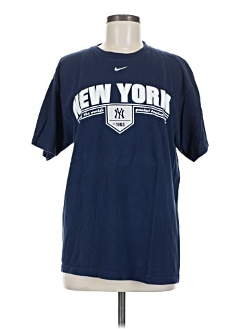 Nike Short Sleeve T-Shirt (view 1)