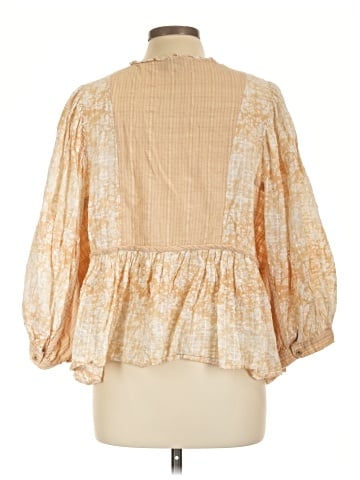 American Eagle Outfitters 3/4 Sleeve Blouse (view 2)