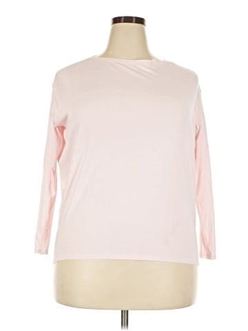Lululemon Athletica 3/4 Sleeve T-Shirt (view 1)