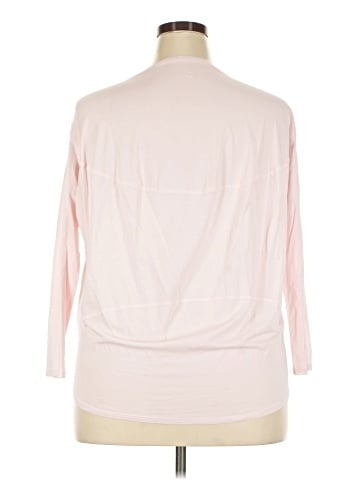 Lululemon Athletica 3/4 Sleeve T-Shirt (view 2)