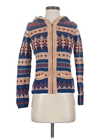 Sparrow Cardigan (view 1)