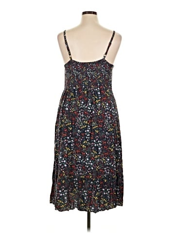 Old Navy Casual Dress (view 2)