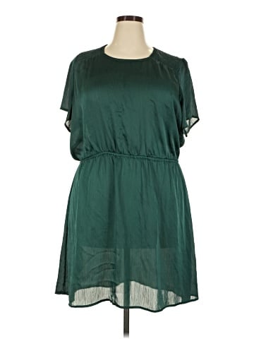 Old Navy Casual Dress (view 1)