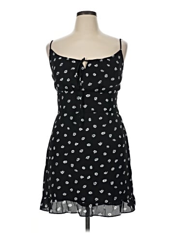 Abercrombie & Fitch Casual Dress (view 1)