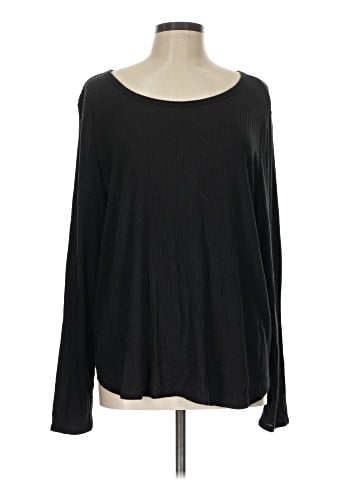 Old Navy Pullover Sweater (view 1)