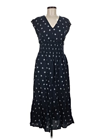 Old Navy Casual Dress (view 1)
