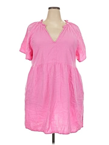 Old Navy Casual Dress (view 1)