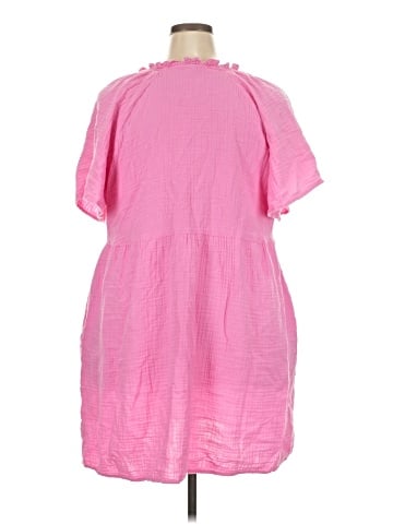 Old Navy Casual Dress (view 2)