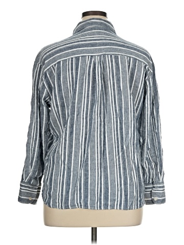 Lane Bryant Long Sleeve Button-Down Shirt (view 2)