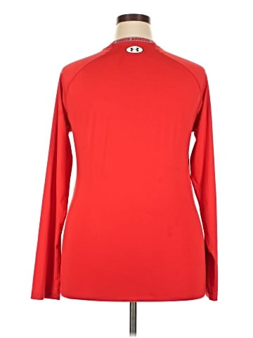 Under Armour Long Sleeve T-Shirt (view 2)