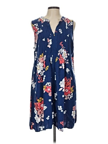 Old Navy Casual Dress (view 1)