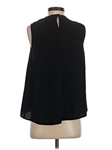 Romeo & Juliet Couture Sleeveless Blouse (view 2)