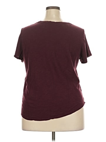 Old Navy Short Sleeve T-Shirt (view 2)