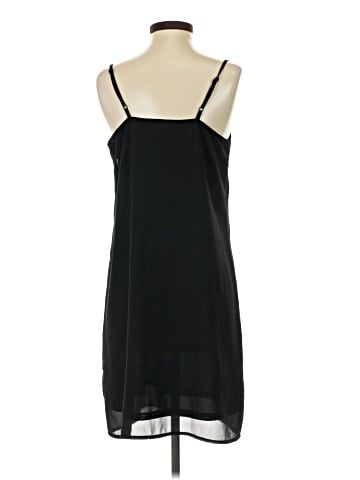Old Navy Casual Dress (view 2)