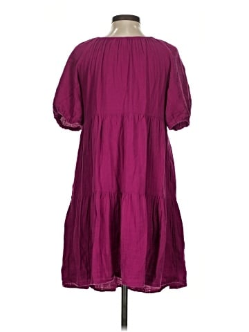 Old Navy Casual Dress (view 2)
