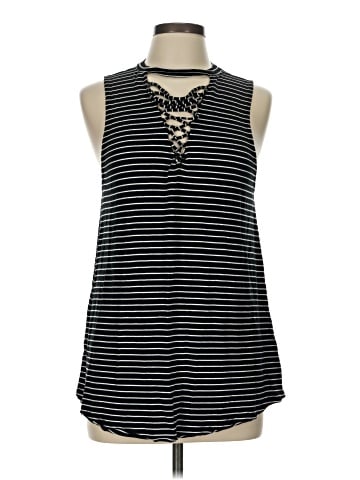 American Eagle Outfitters Sleeveless T-Shirt (view 1)