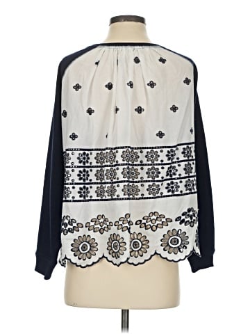 Cupio Long Sleeve Top (view 2)