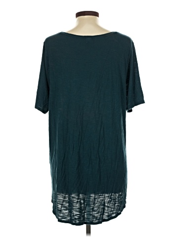 Old Navy Short Sleeve T-Shirt (view 2)