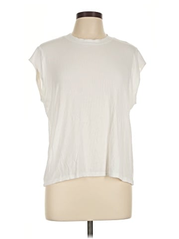 American Eagle Outfitters Sleeveless T-Shirt (view 1)