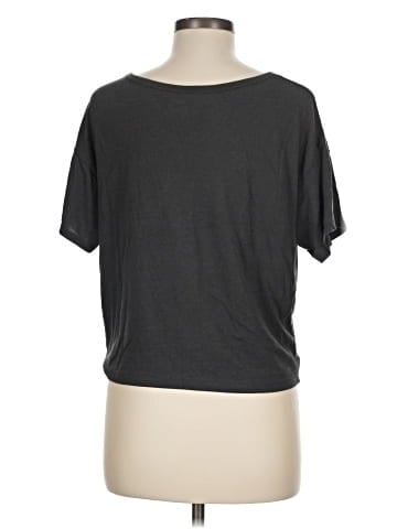 American Eagle Outfitters Short Sleeve T-Shirt (view 2)