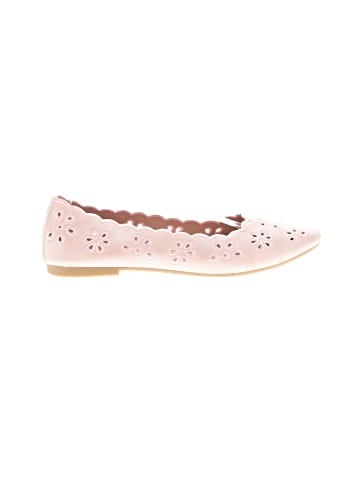 Unbranded Flats (view 1)