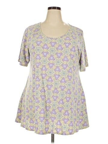 Lularoe Short Sleeve T-Shirt (view 1)
