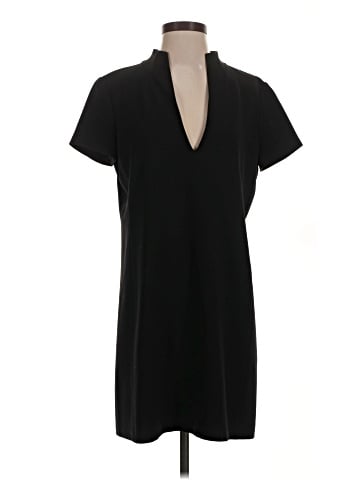 Alice + Olivia Casual Dress (view 1)
