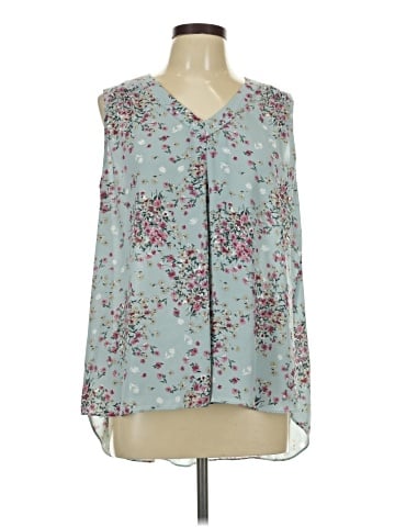 Everleigh Sleeveless Blouse (view 1)