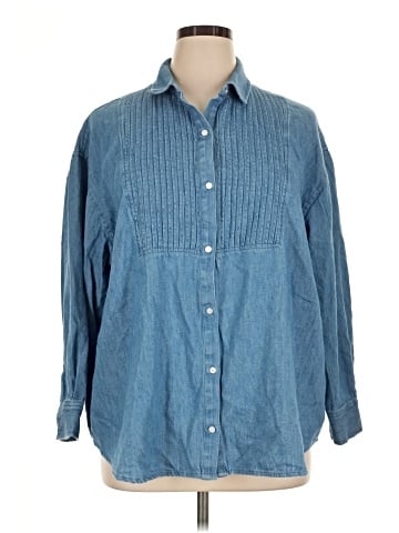 Old Navy Long Sleeve Button-Down Shirt (view 1)