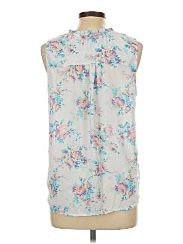 Lily White Sleeveless Blouse (view 2)
