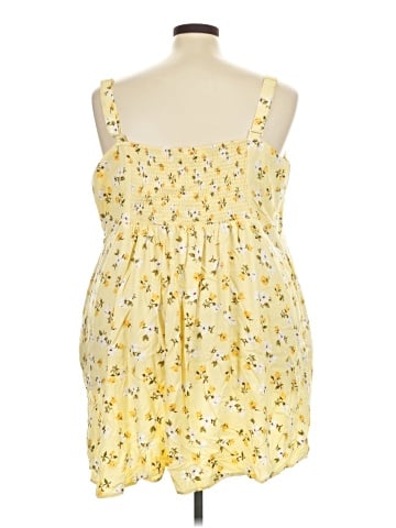 Old Navy Cocktail Dress (view 2)