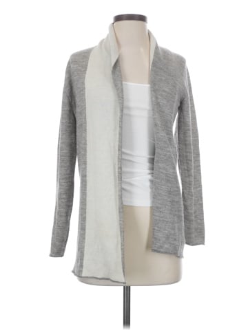 Kuna Cardigan (view 1)
