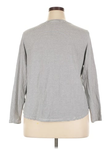 Old Navy 3/4 Sleeve T-Shirt (view 2)