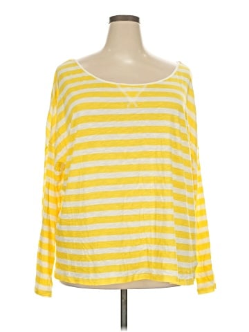 Old Navy 3/4 Sleeve T-Shirt (view 1)