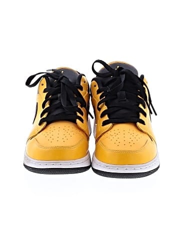 Air Jordan Sneakers (view 2)