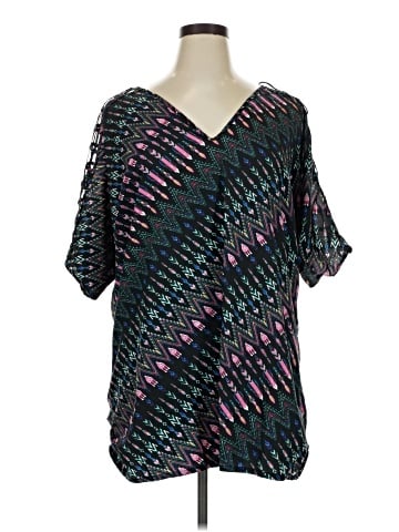 Swimsuits for all Short Sleeve Blouse (view 1)