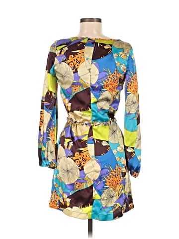 Single Dress Casual Dress (view 2)