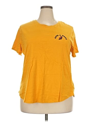 Old Navy Short Sleeve T-Shirt (view 1)
