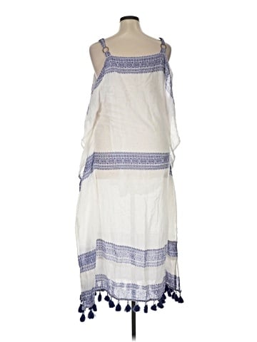 Saks Fifth Avenue Casual Dress (view 2)