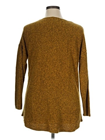 Old Navy Pullover Sweater (view 2)