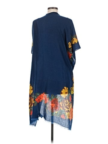 Do Everything in Love Kimono (view 2)