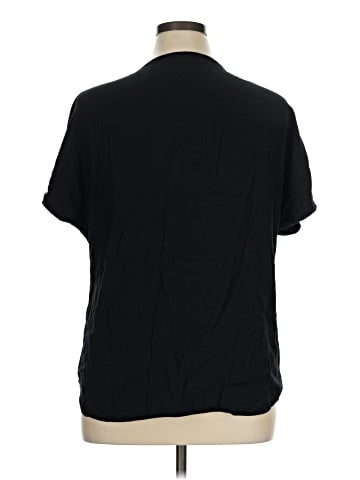 Universal Standard Short Sleeve Blouse (view 2)